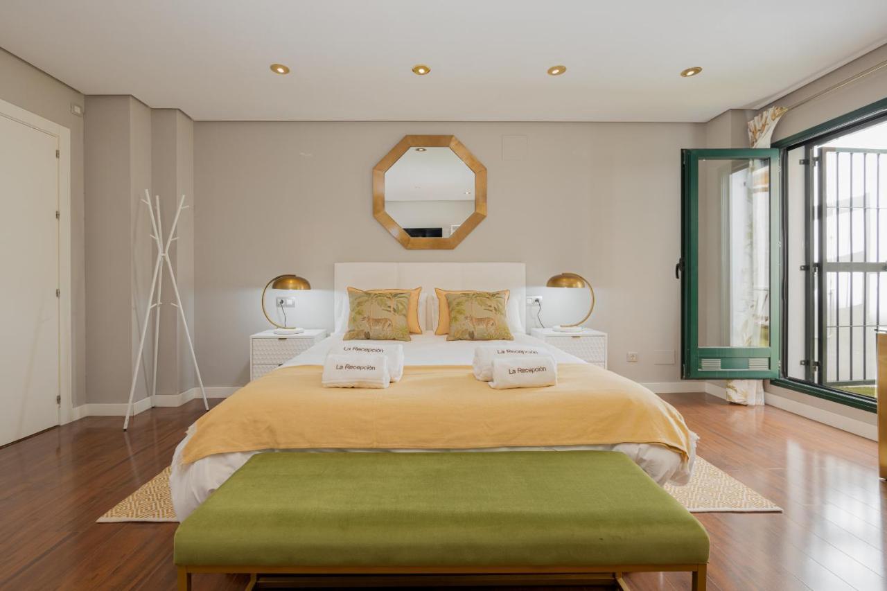 C30 Deluxe Studio With Terrace Into Cathedral Square Apartman Málaga Kültér fotó