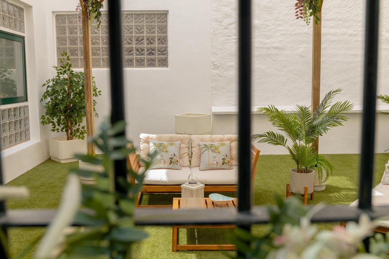 C30 Deluxe Studio With Terrace Into Cathedral Square Apartman Málaga Kültér fotó