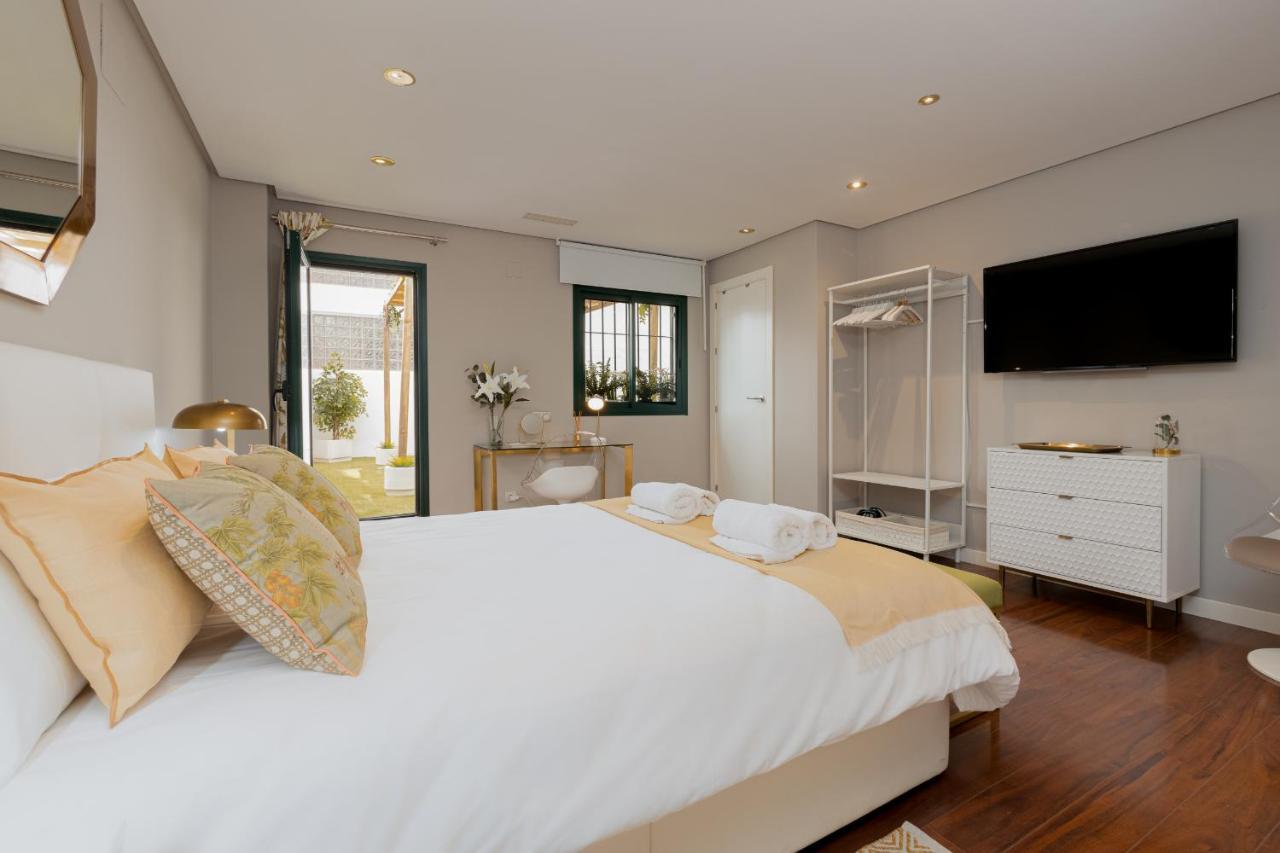 C30 Deluxe Studio With Terrace Into Cathedral Square Apartman Málaga Kültér fotó