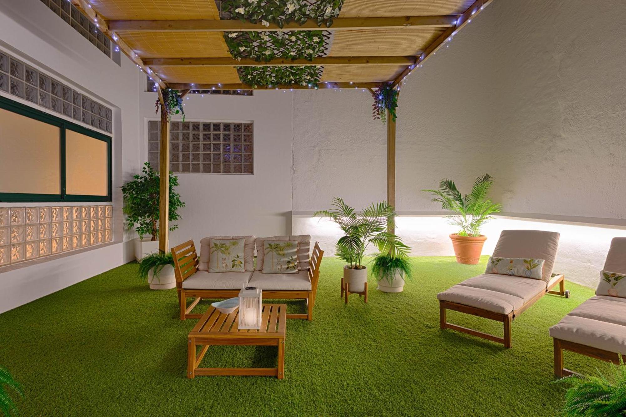 C30 Deluxe Studio With Terrace Into Cathedral Square Apartman Málaga Kültér fotó